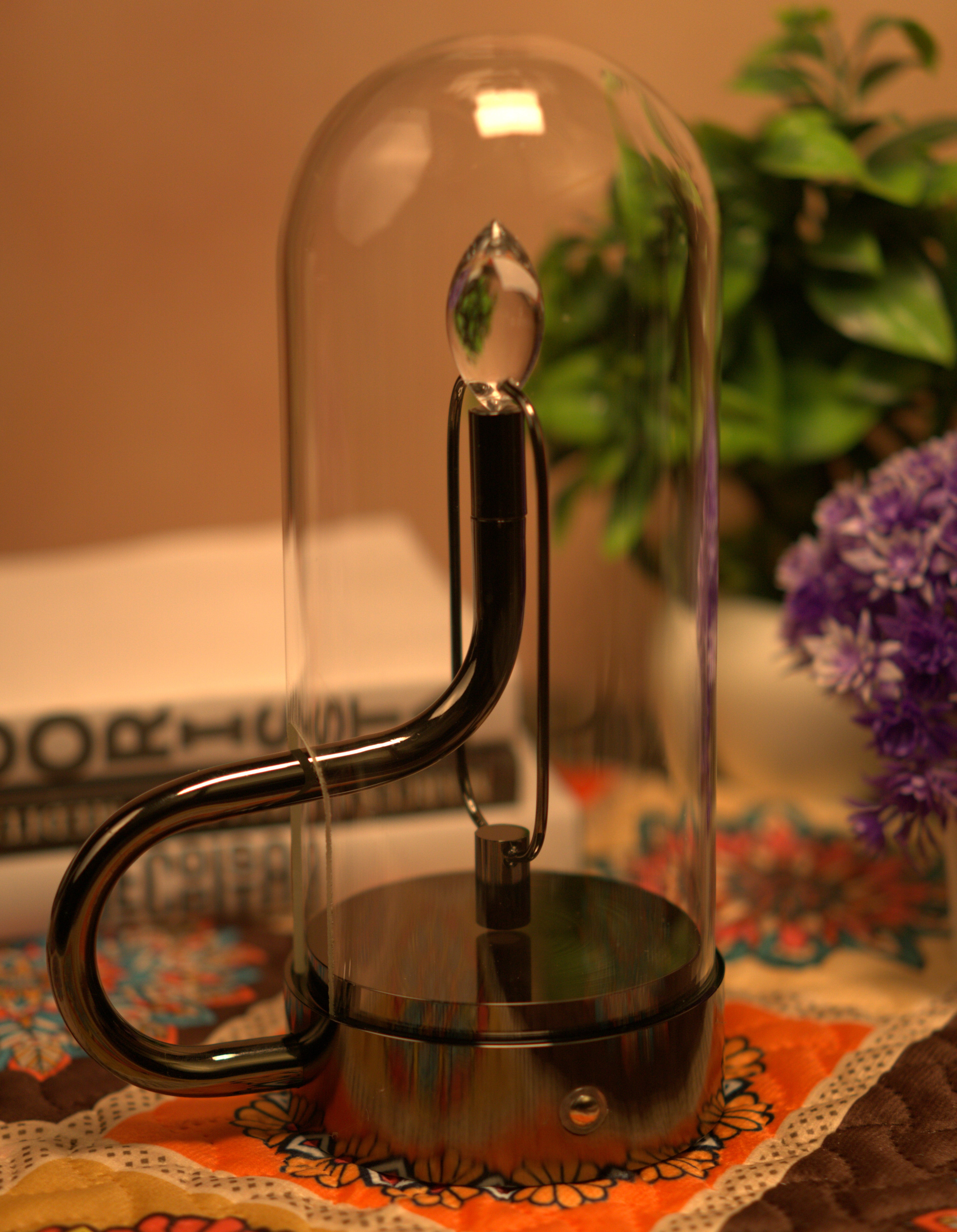 Vintage flame lamp