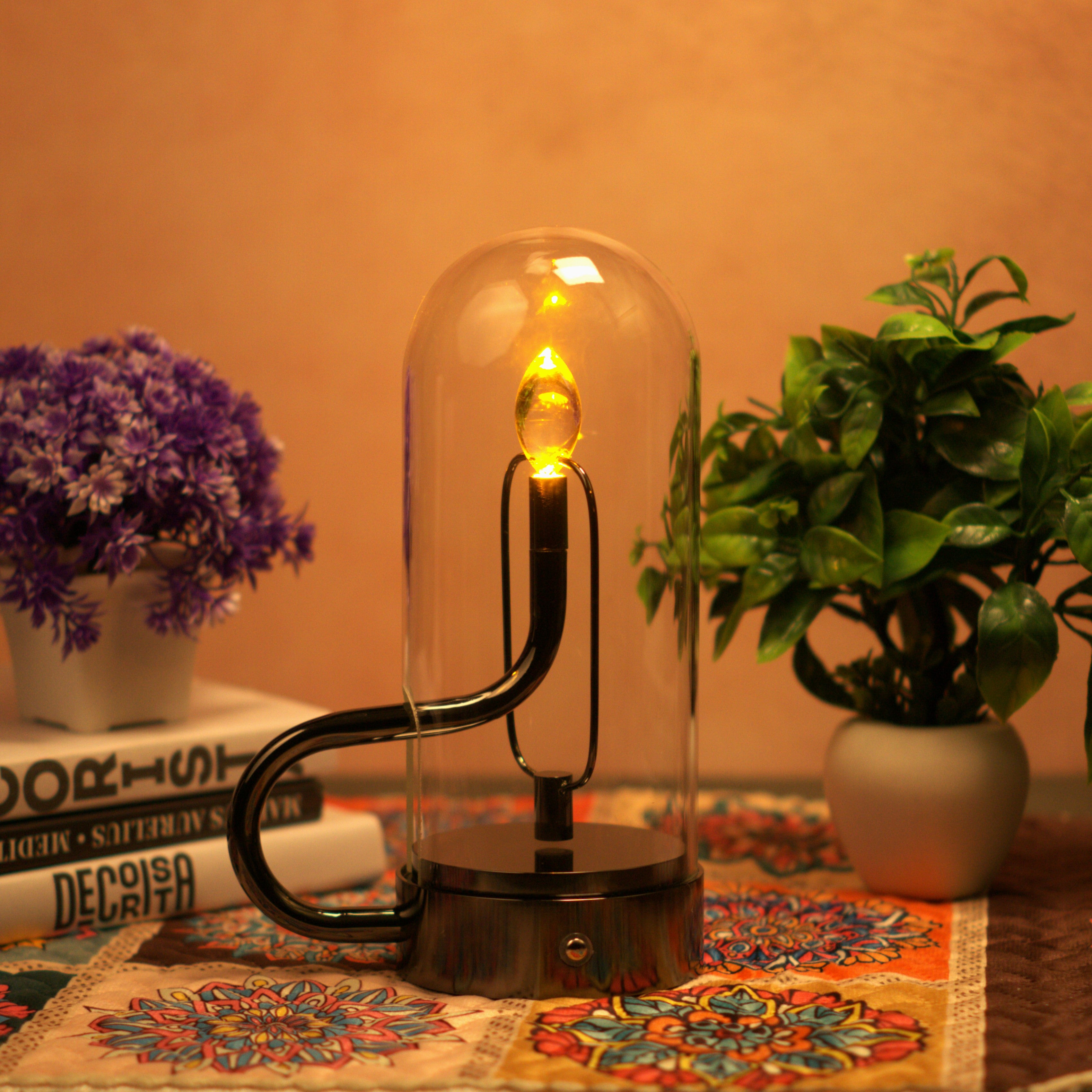 Vintage flame lamp
