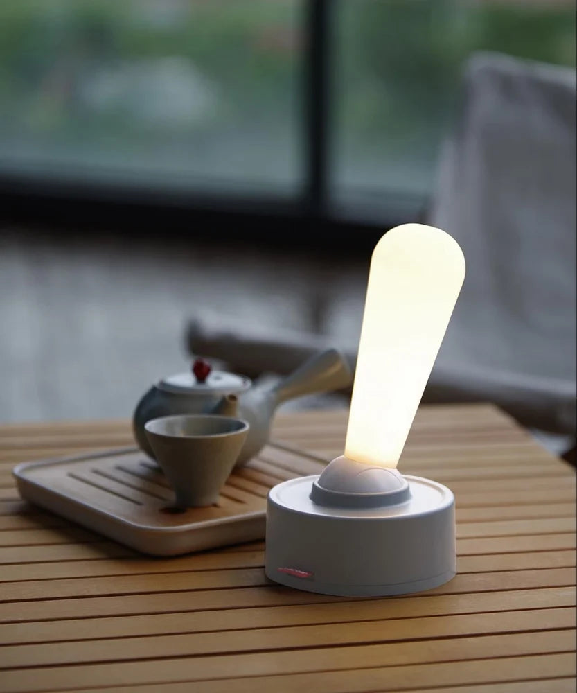 Portable Lever Lamp